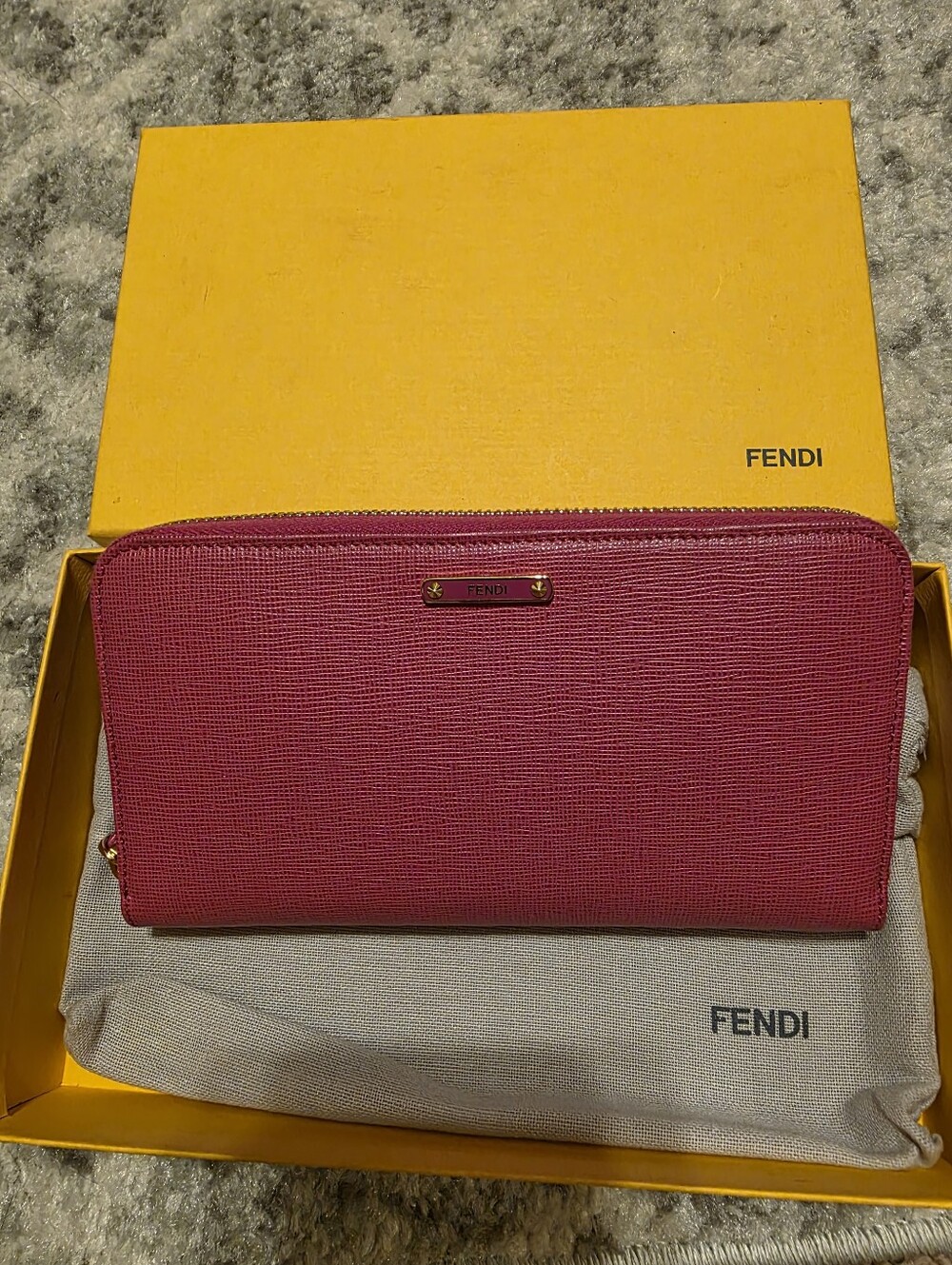 Fendi Rose-Pink Saffiano Zip Wallet with Gold Plate/ Full Inclusion